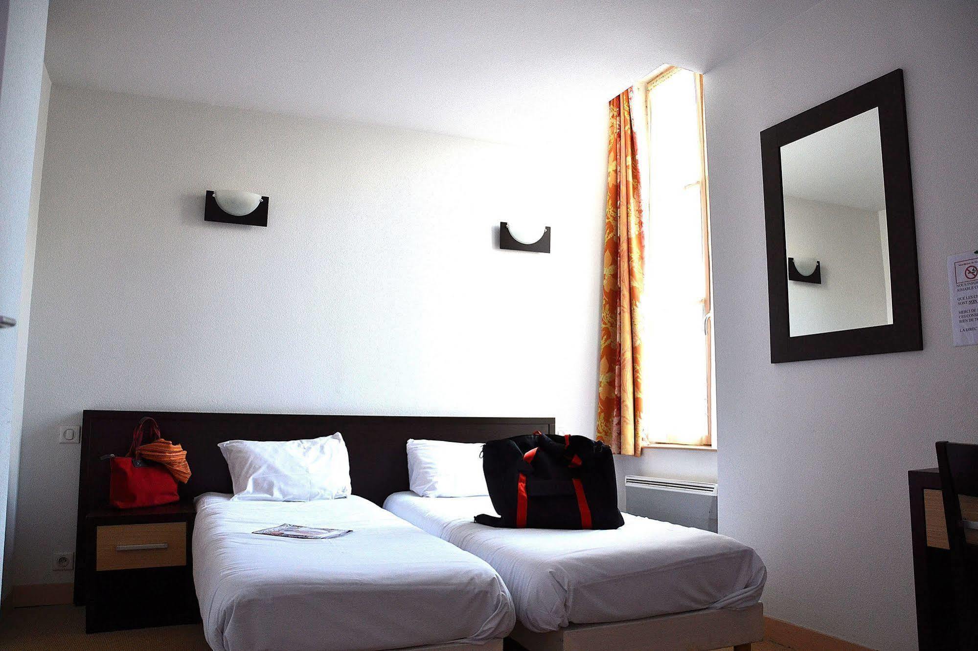 Hotel Les Benedictins Лимож Экстерьер фото